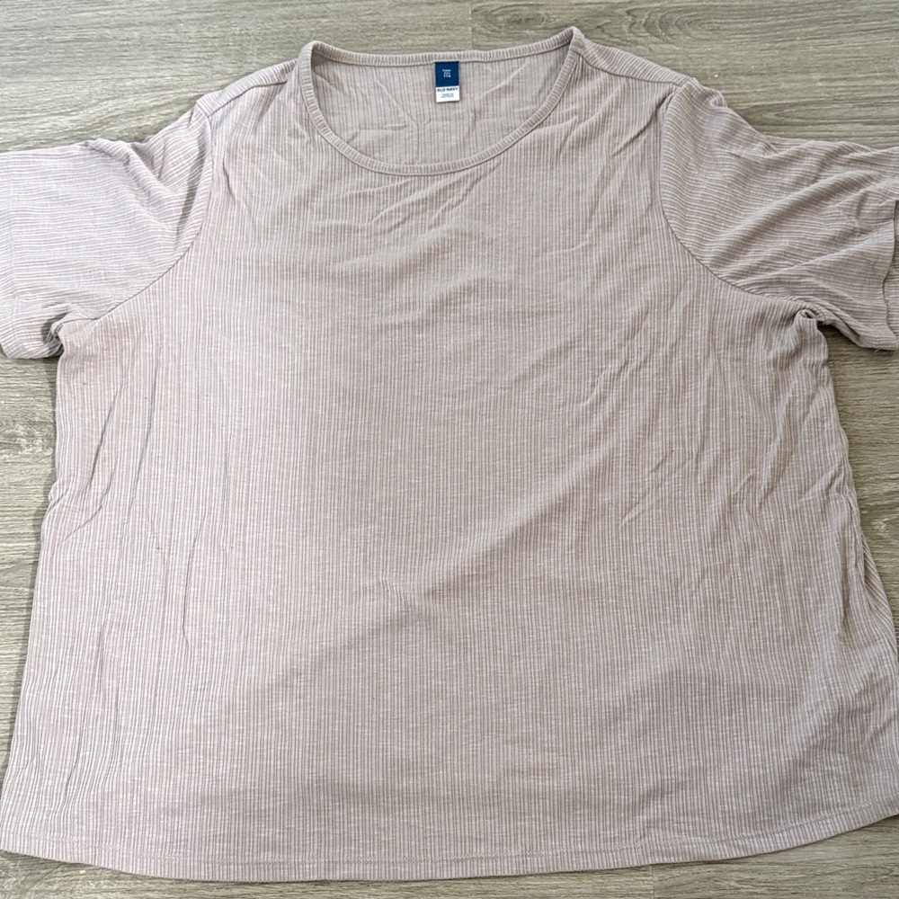 Women’s plus size  light purple T-Shirt